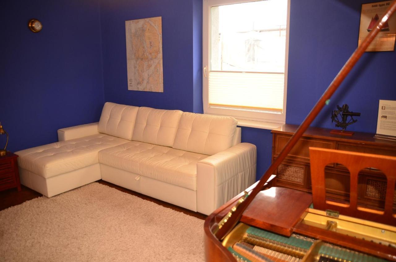 Apartament Dark Amber- 3 Rooms Grand Piano Swinoujscie Luaran gambar